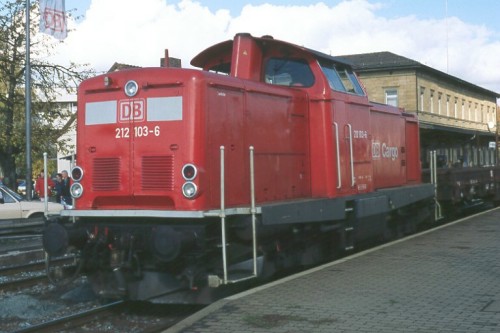 Dieselhydraulische Lokomotive Baureihe 211/212 AGF2381 deutschen Bundesbahn 