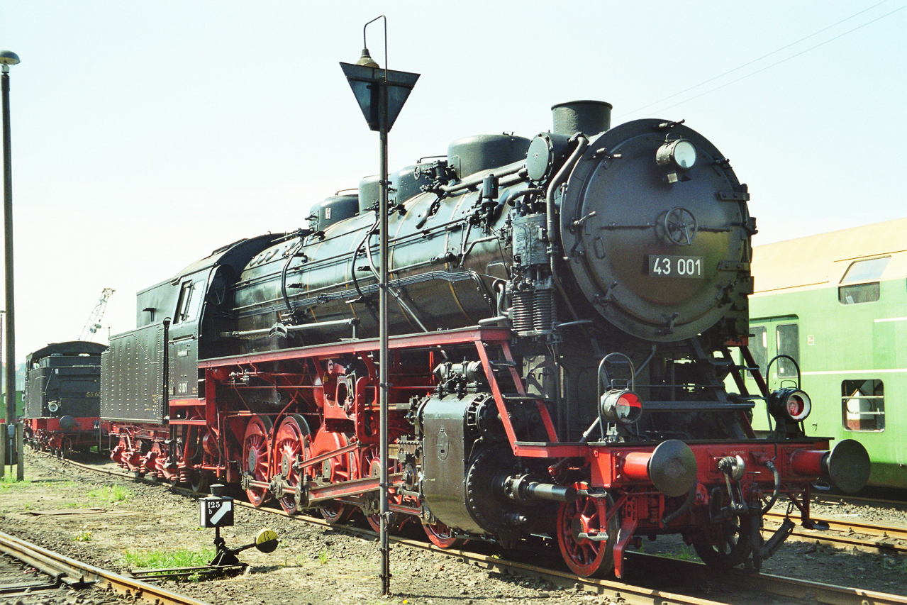 43 001 in Dresden, 199x