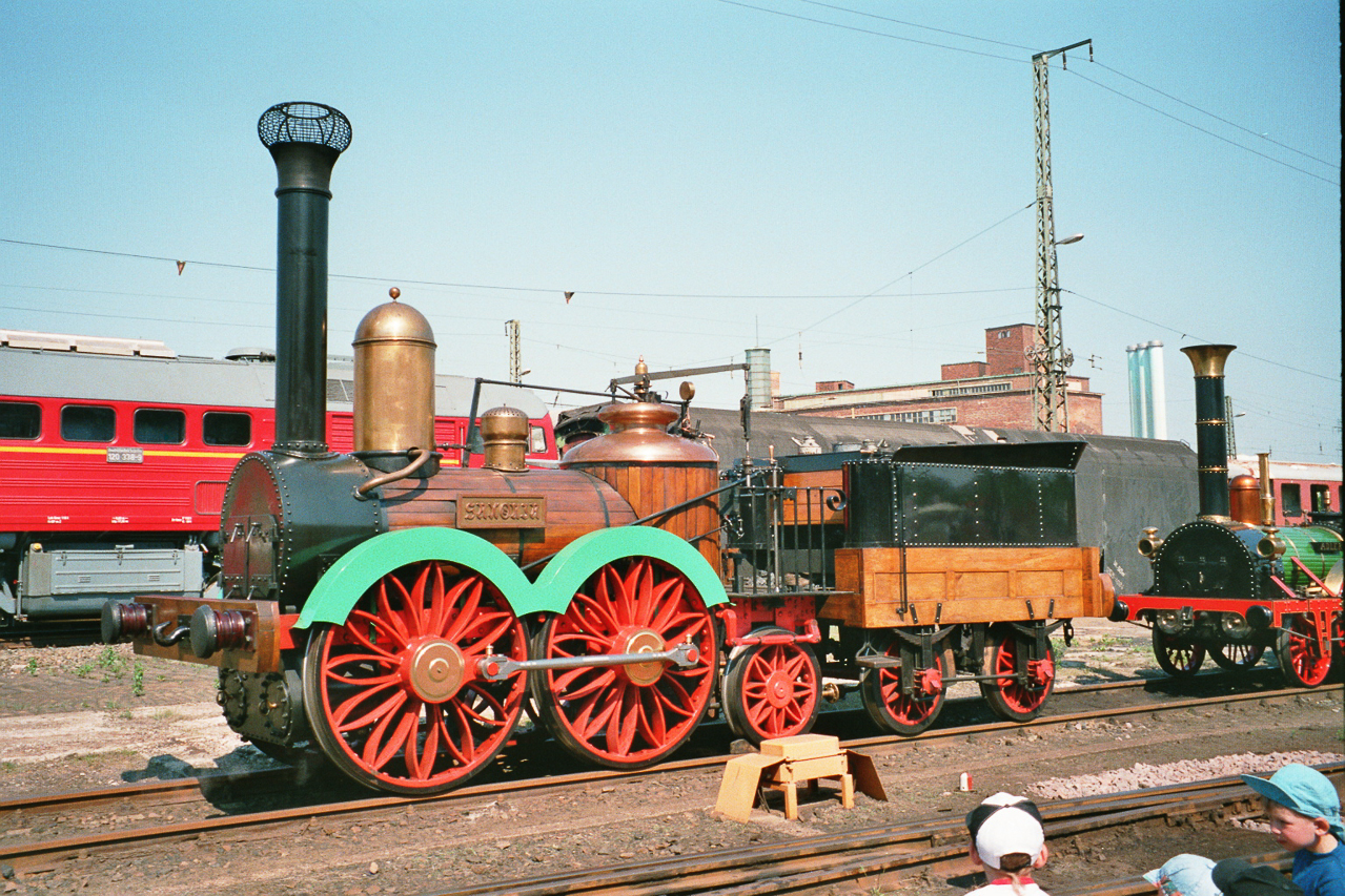 Nachbau der Saxonia in Dresden, 199x