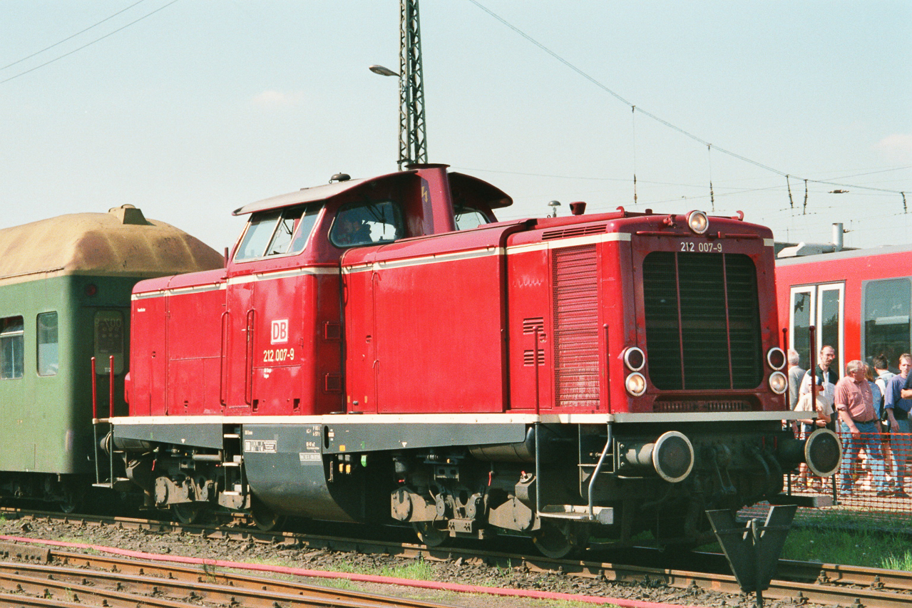 212 007 in Dresden, 199x